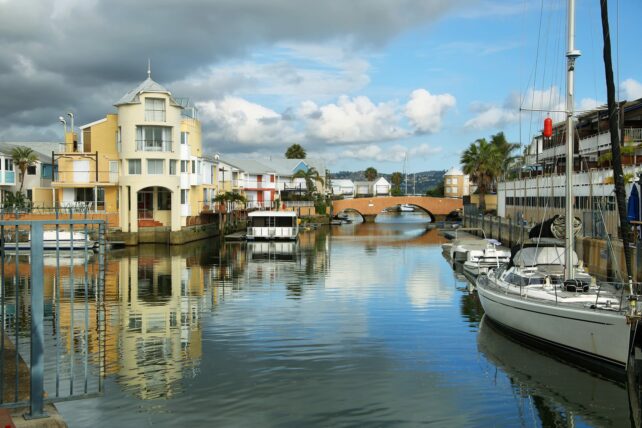 case carine nel canale di knysna