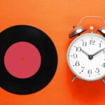 AD Culture | E l'orologio diventa vinile per un arredo a tutto beat